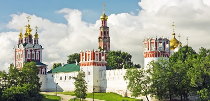 Novodevichy Convent by Olta Travel